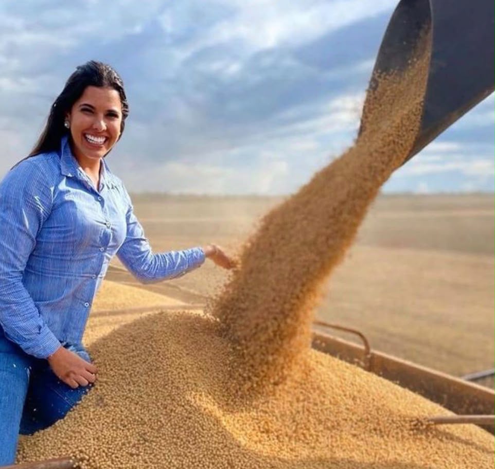Patrícia Magalhães - Vendedora Fazenda Primavera